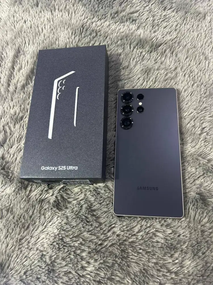 SAMSUNG GALAXY S25 ULTRA 12/512 GB sein garansi on like new