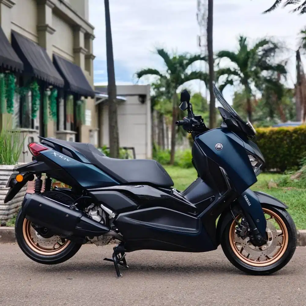 YAMAHA NEW XMAX 250 ABS CONNECTED HIJAU 2023 KM LOW PAJAK ON MULUS