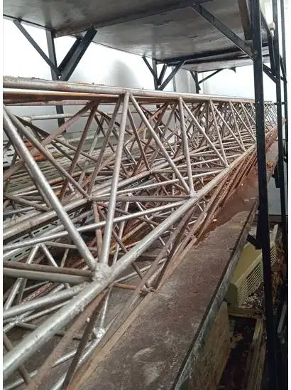 Tower Three Angle Lokal Panjang 5 Meter Dia 30