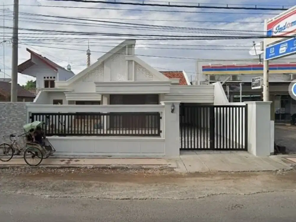 Dijual Rumah di Nol Jalan Raya Tuban Terawat Siap Huni