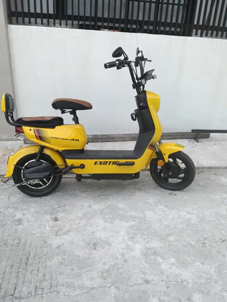Sepeda listrik EXOTIC kondisi msh bagus mulus