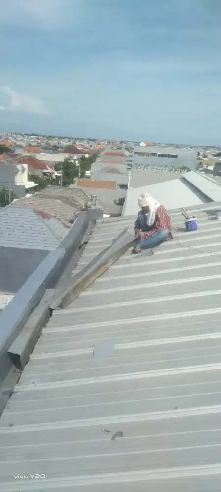 Perbaikan atap bocor gudang rumah plafon dll