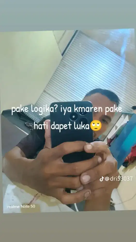 Nyari pekerjaan apa aja