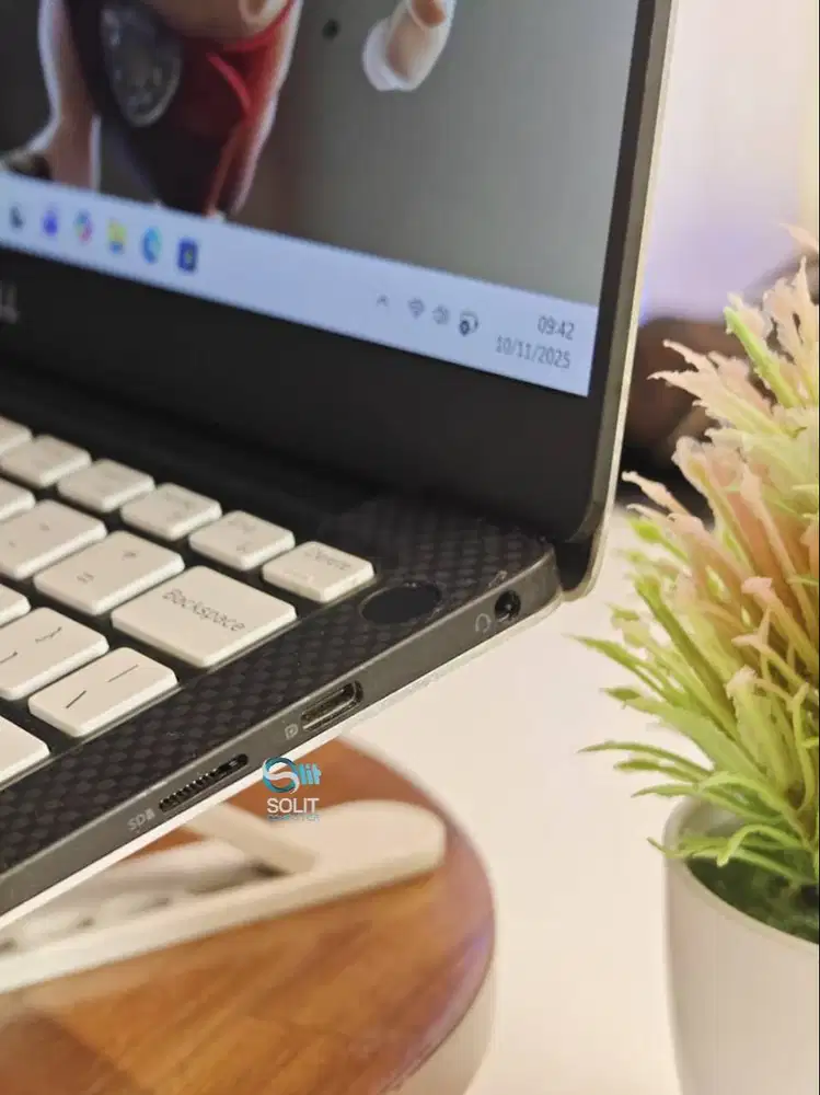 Dell XPS 13 9370 Second Rasa Baru Kondisi Mulus Bergaransi