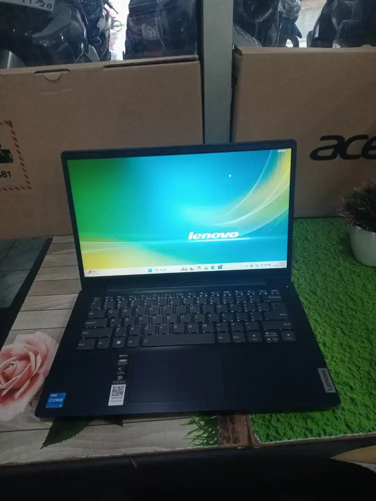 Lenovo Slim 3i Core i3 Gen 12 |  RAM 8/SSD  256 |  FULSET |