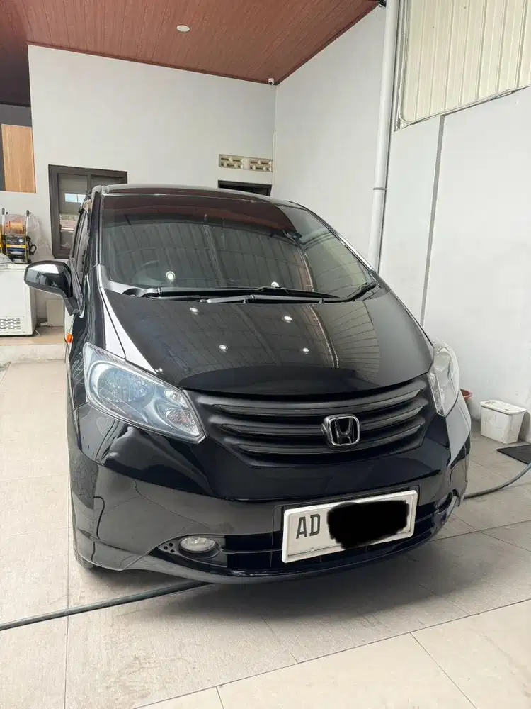 Honda Freed PSD Matic 2010