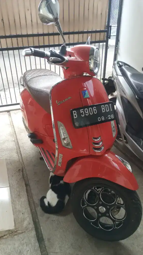 Vespa primavera mulus low km jarang pakai