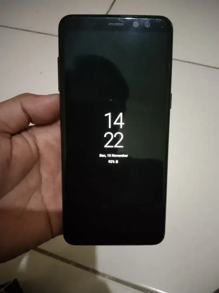 Samsung galaxy A8 2018 ( 4/32 )