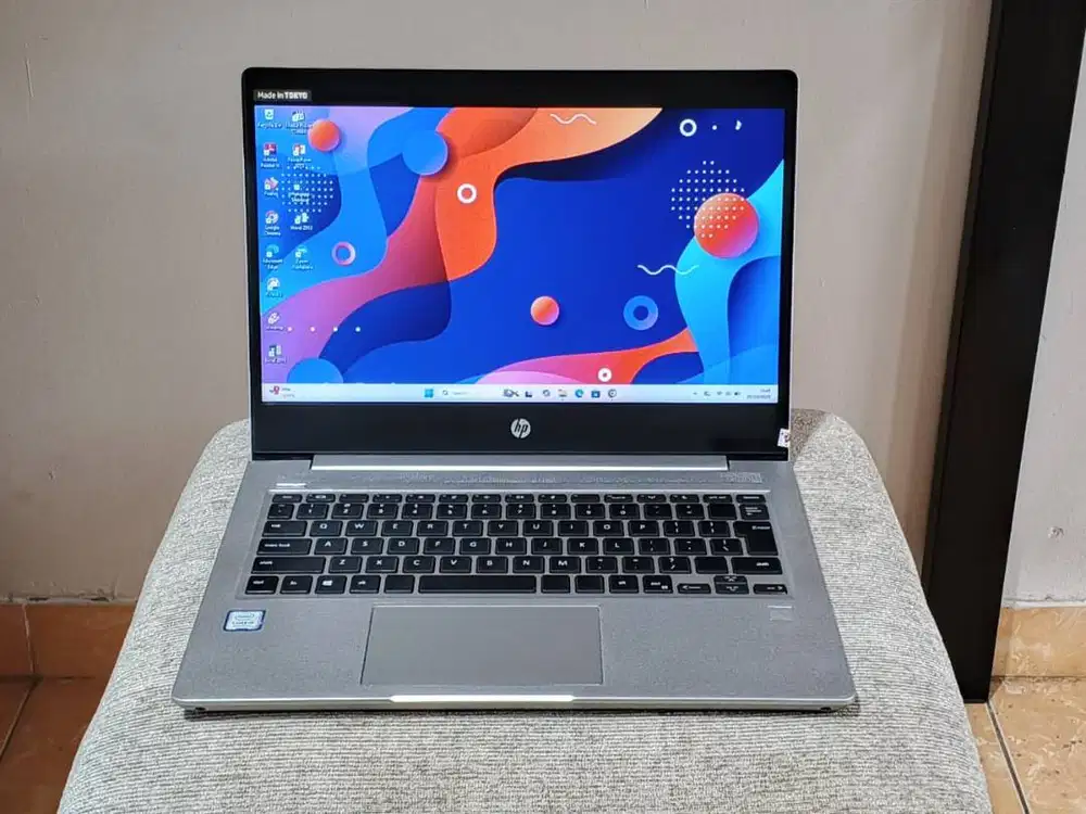 laptop bekas HP Core i5 gen 8 Ram 8 ssd 256 Normal lancar