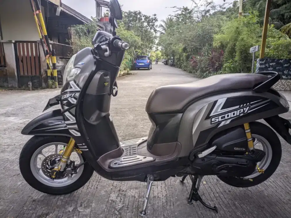 New Scoopy (donat)THN 2017 srt lengkap siap pakai