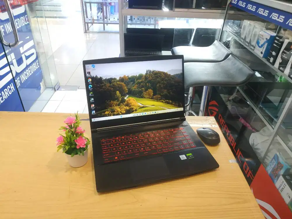 FOR SALE LAPTOP MSI GF63 THIN CORE i7 GEN 10 RAM 16GB SSD 512GB NVIDIA