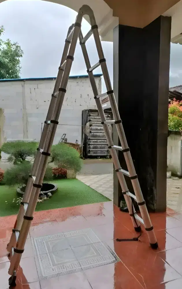 Tangga Teleskopik Portable Dobel Slot 3.5 Meter
