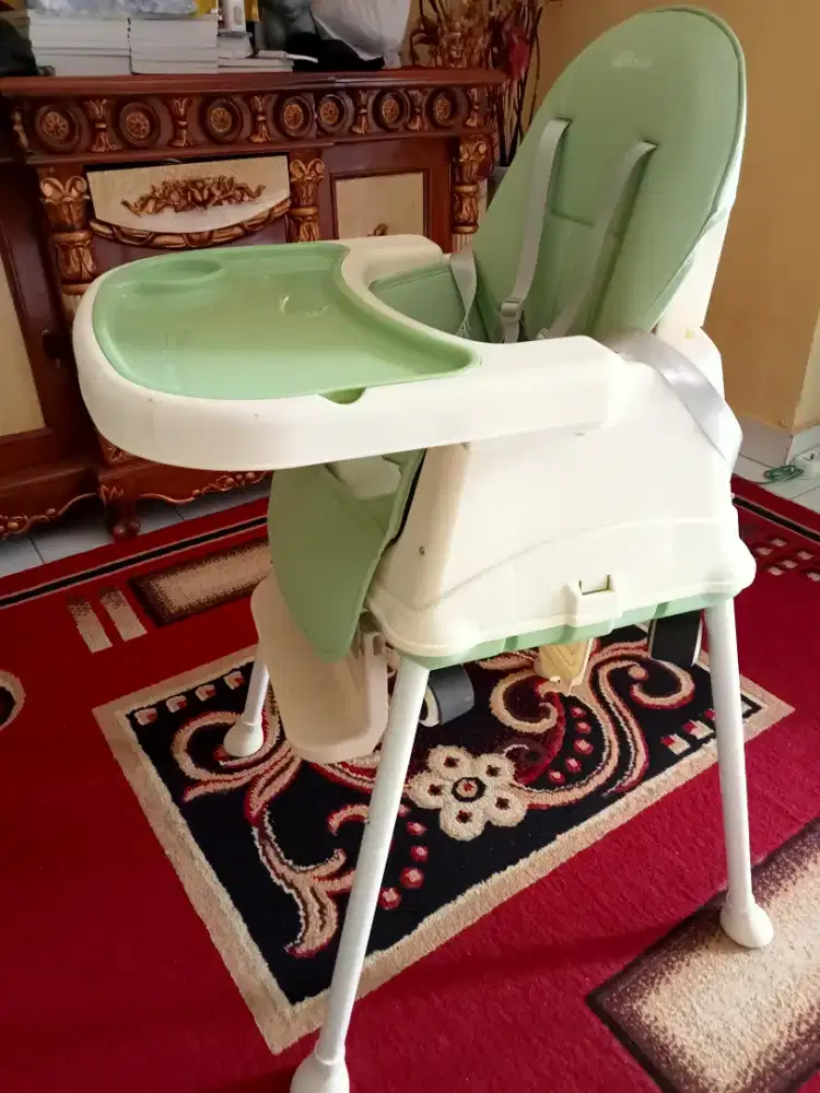 GEA baby kursi makan bayi