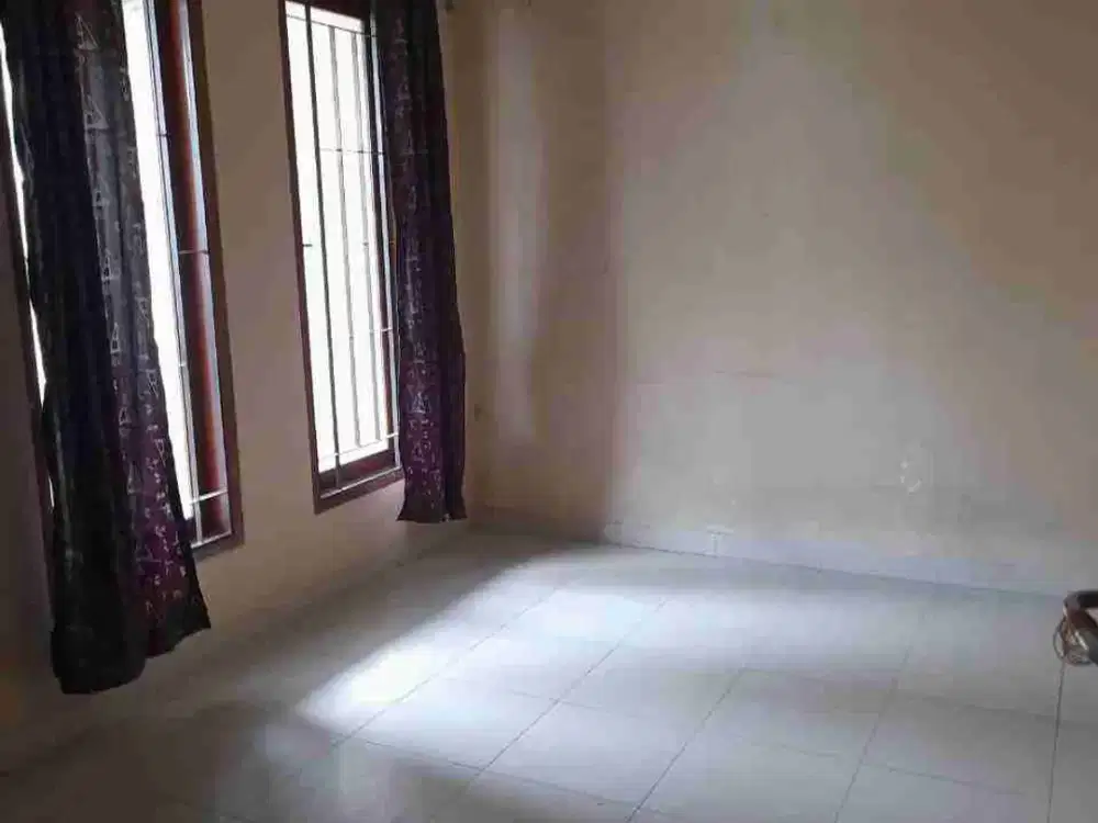 Rumah lama di Mainroad Pasir salam Pasirluyu BKR