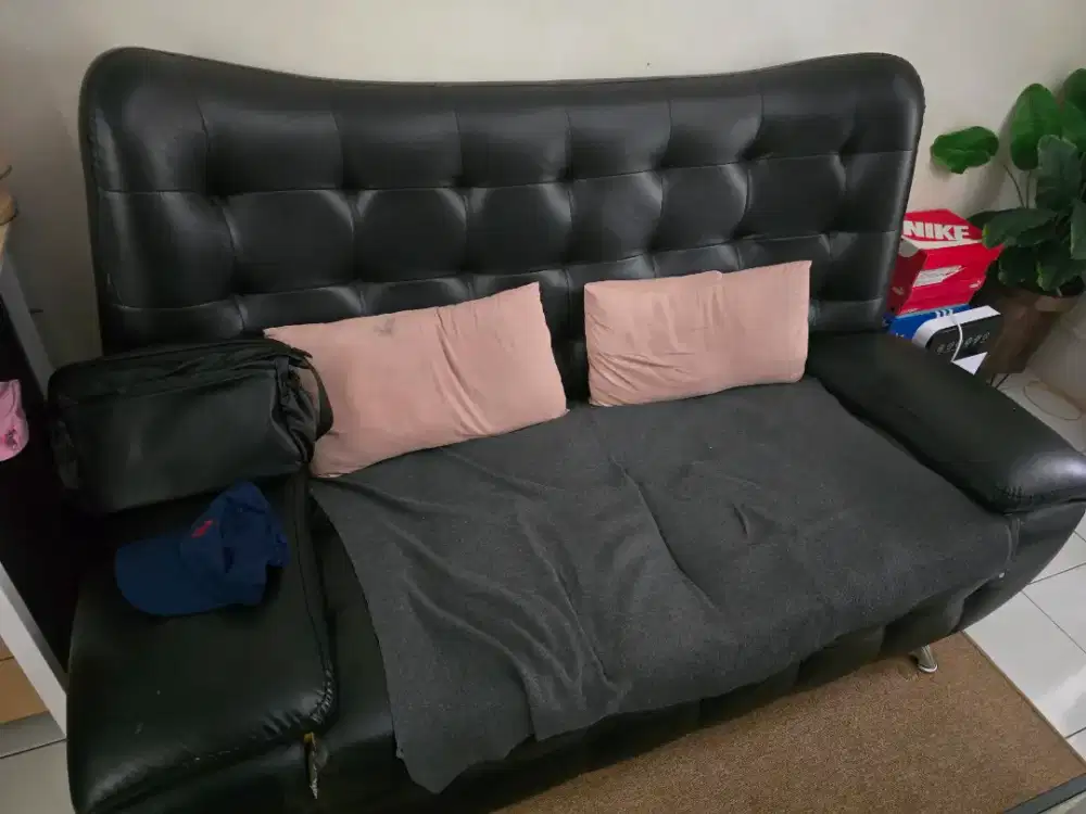 Sofa bekas sobek