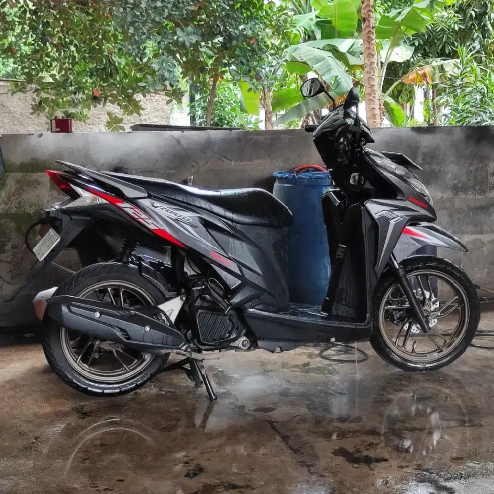Motor Honda Vario Old KZR 2013