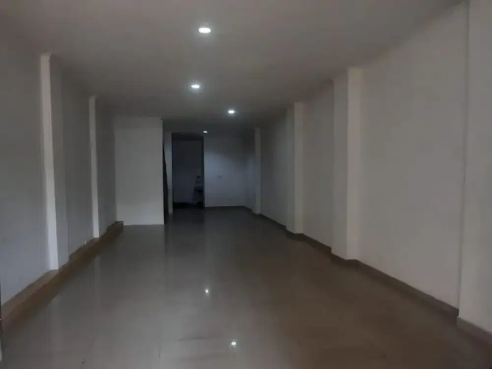 sewa ruko muara karang pluit uk 5x20m kosongan