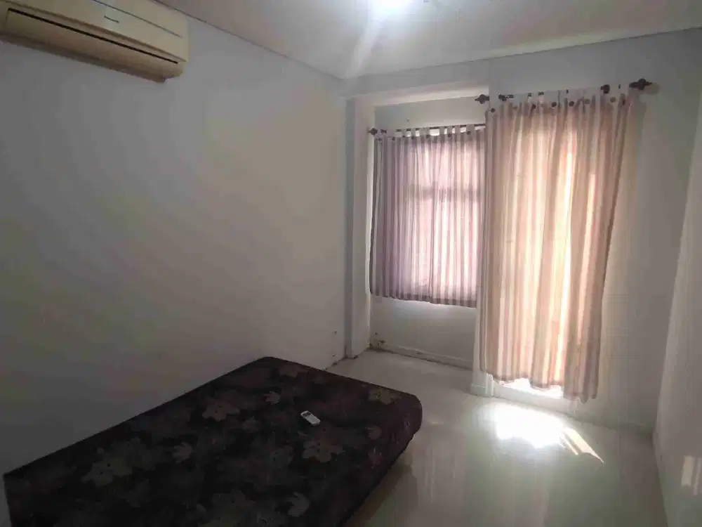 Apartemen Madison Park