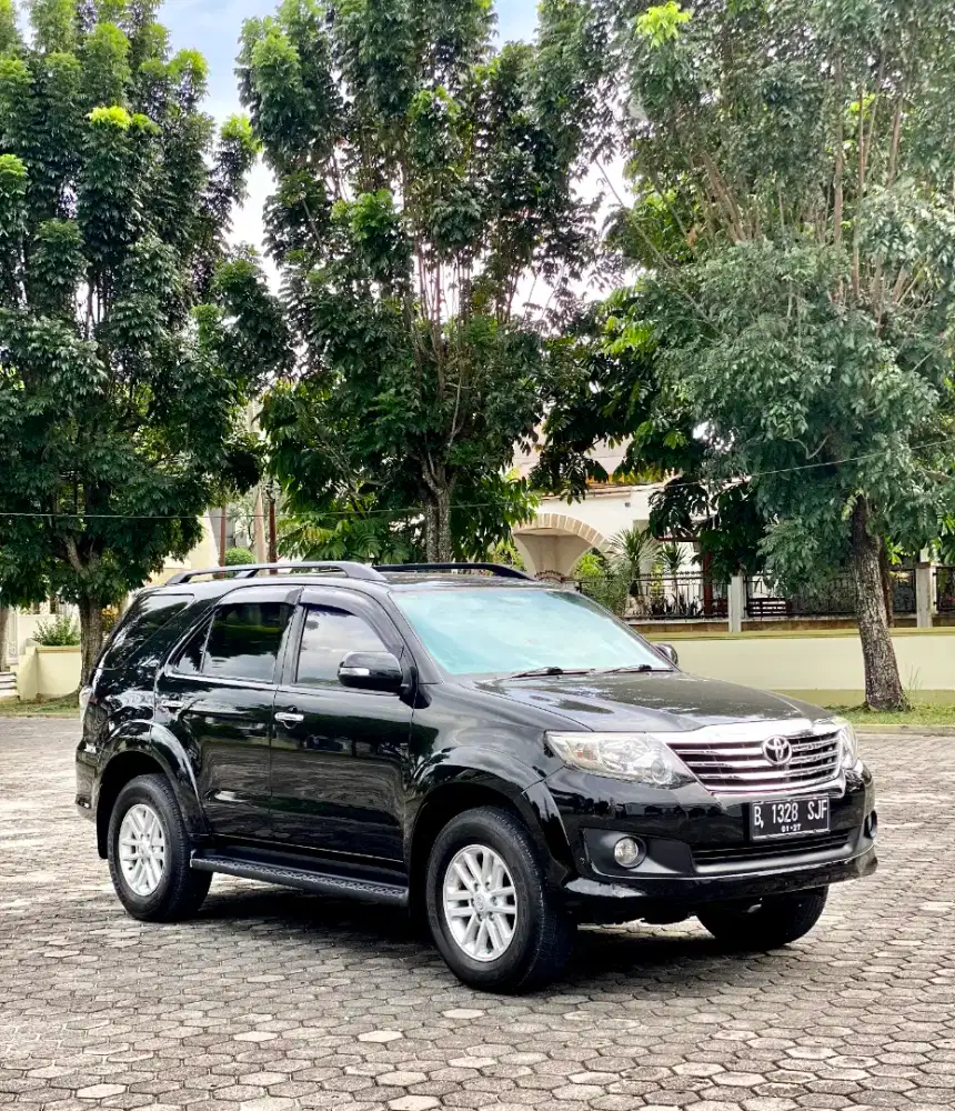 Fortuner 2.4 G Diesel MT 2012