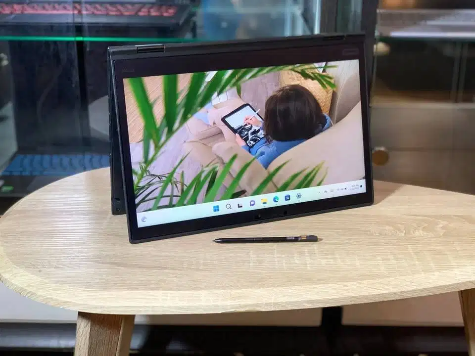 Lenovo Thinkpad X1 Yoga GEN3 Intel Core i5 Ram 8Gb SSD Touchscreen