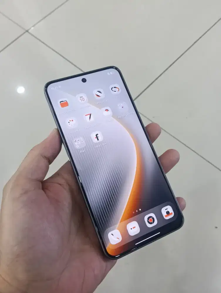 Pova 7 ultra 5g 12/256 unit plus charger kondisi istimewa