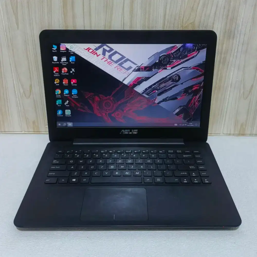 Asus X455YA slim AMD-A8 gen7 Ram8GB/hdd500GB bogor