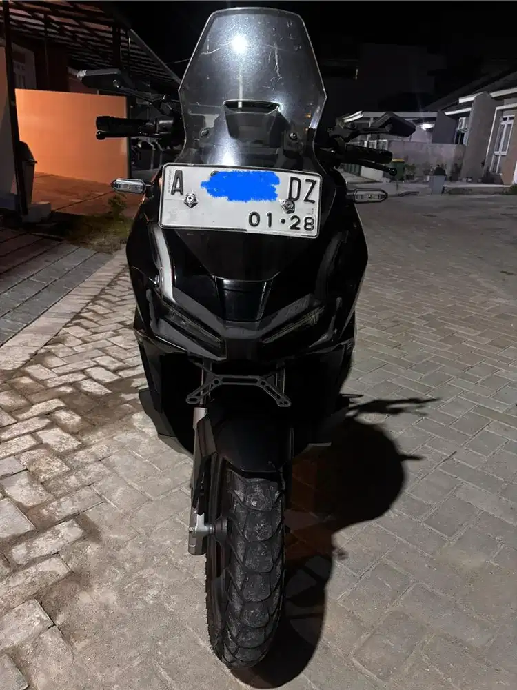 Honda adv 160 cbs tahun 2023 harga 2022