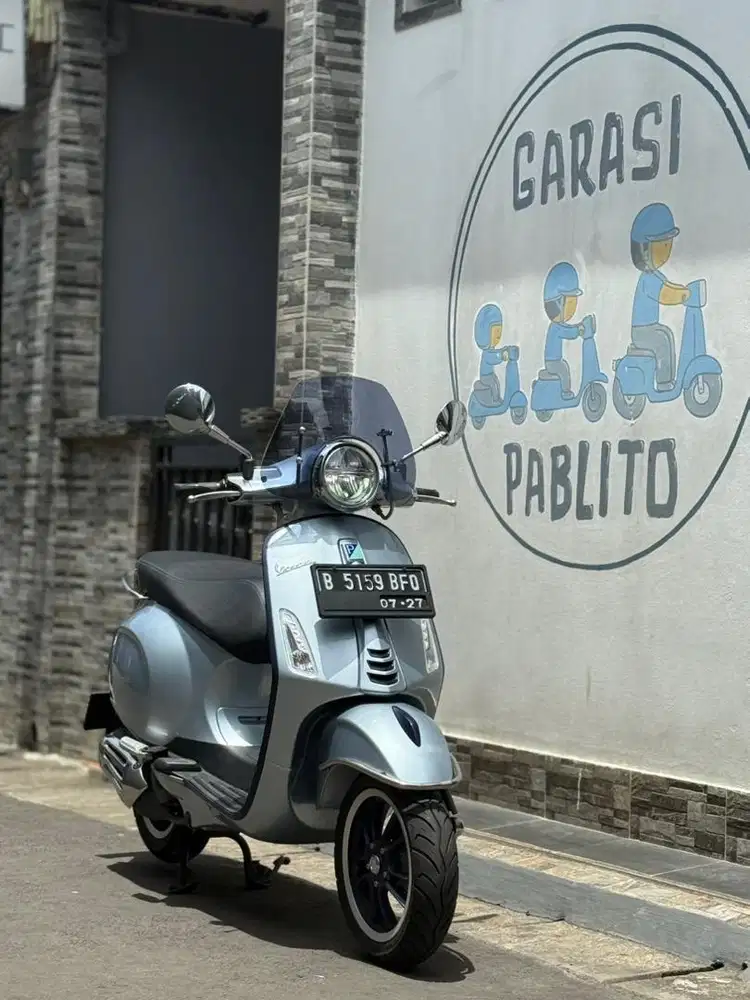 Vespa Primavera S Grey 2022