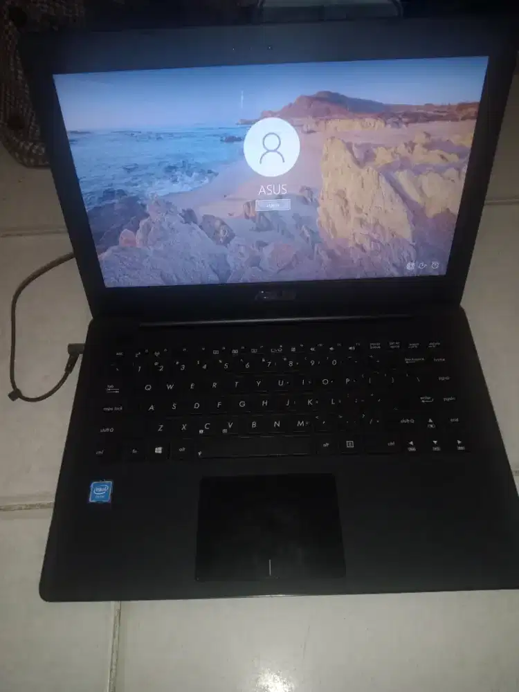 Laptop Asus x453s body mulus
