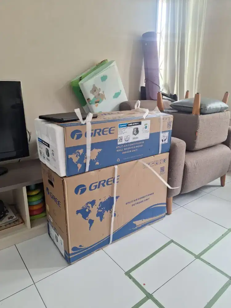 Di jual AC merk gree 1/2 PK