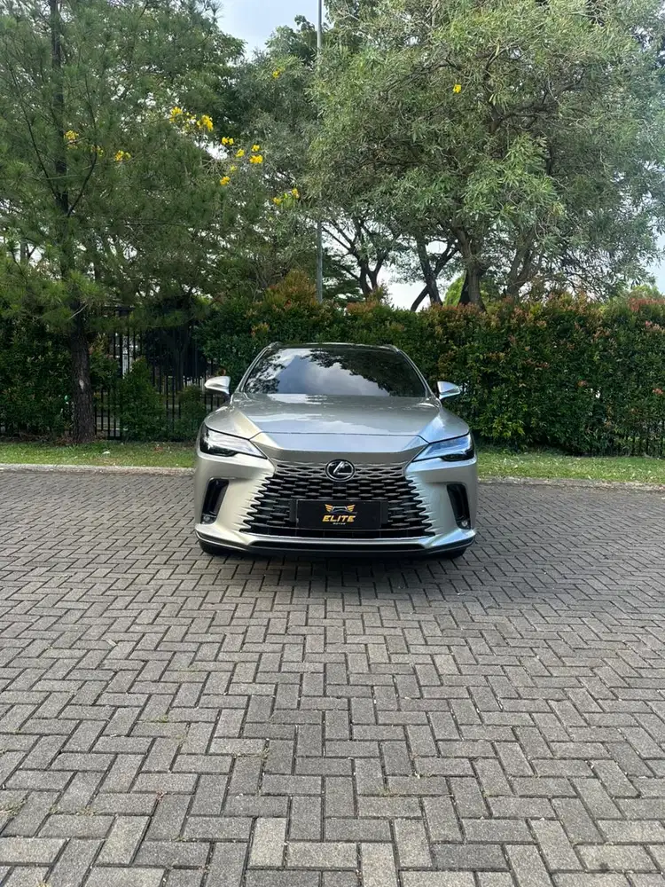 Lexus RX350 Hybrid Luxury 2025