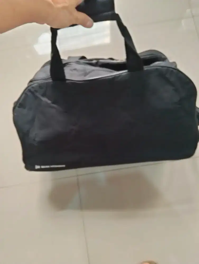 Koper Duffle Troly roda/ Travelling Duffle Bag