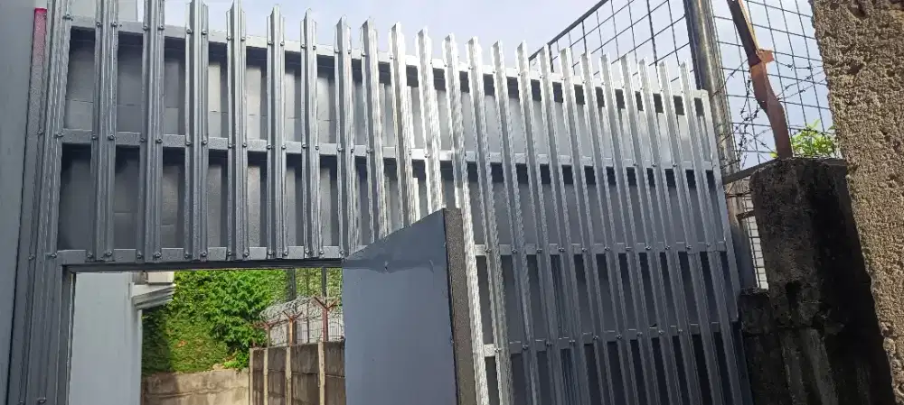 Pagar Baja Ringan