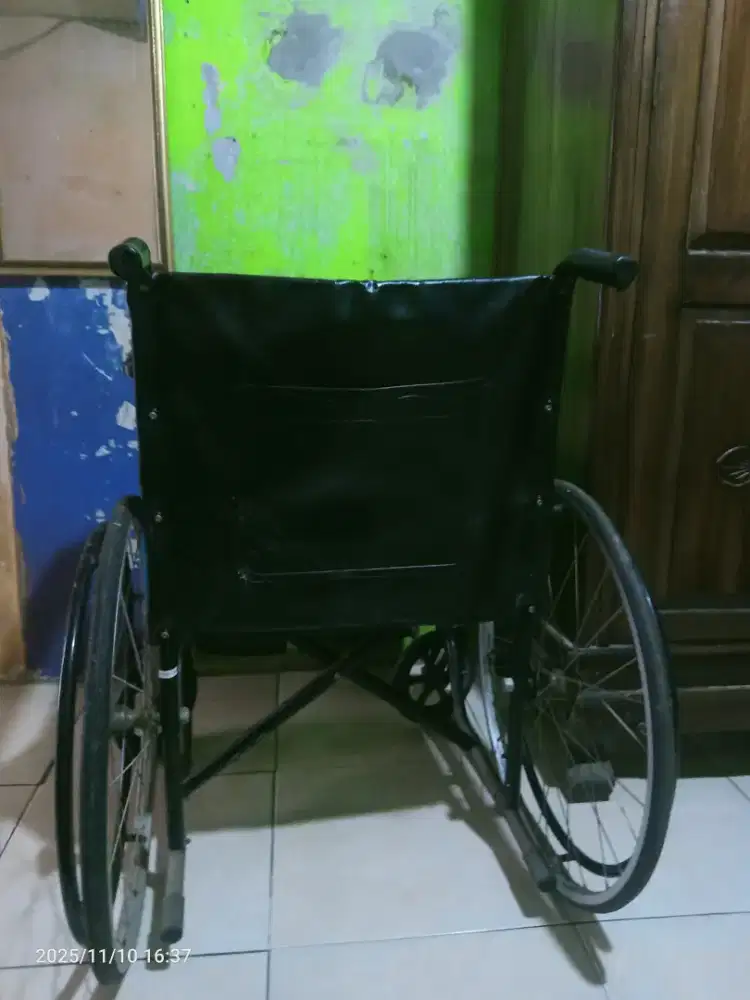 Jual kursi roda