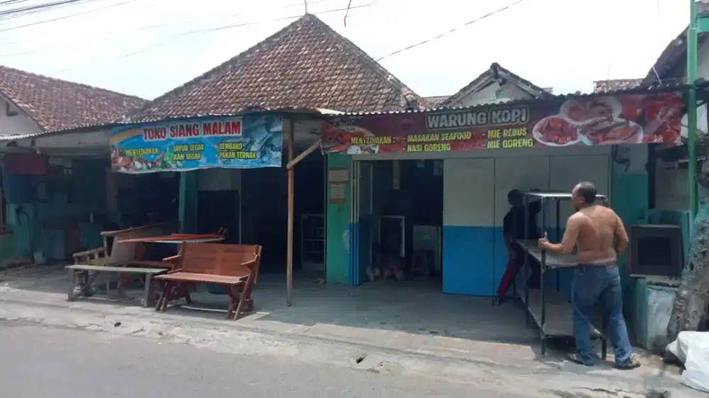 Disewakan rumah toko