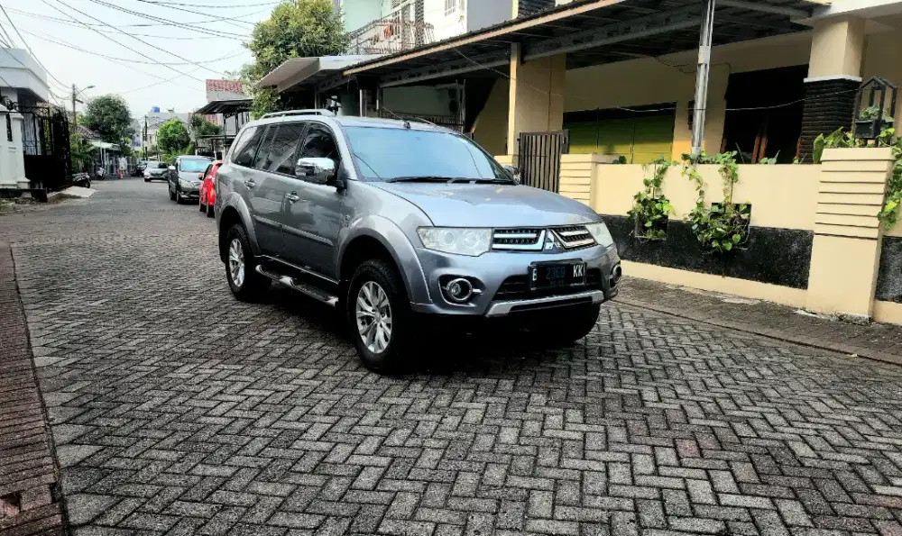 Pajero sport 2.5 exeed Diesel AT nik 2014