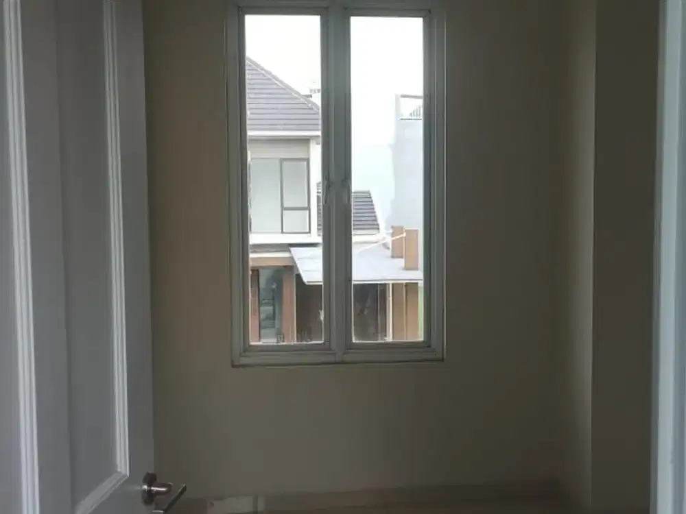 Rumah Langka Di Pinewood Banjar Wijaya Cipondoh Tangerang