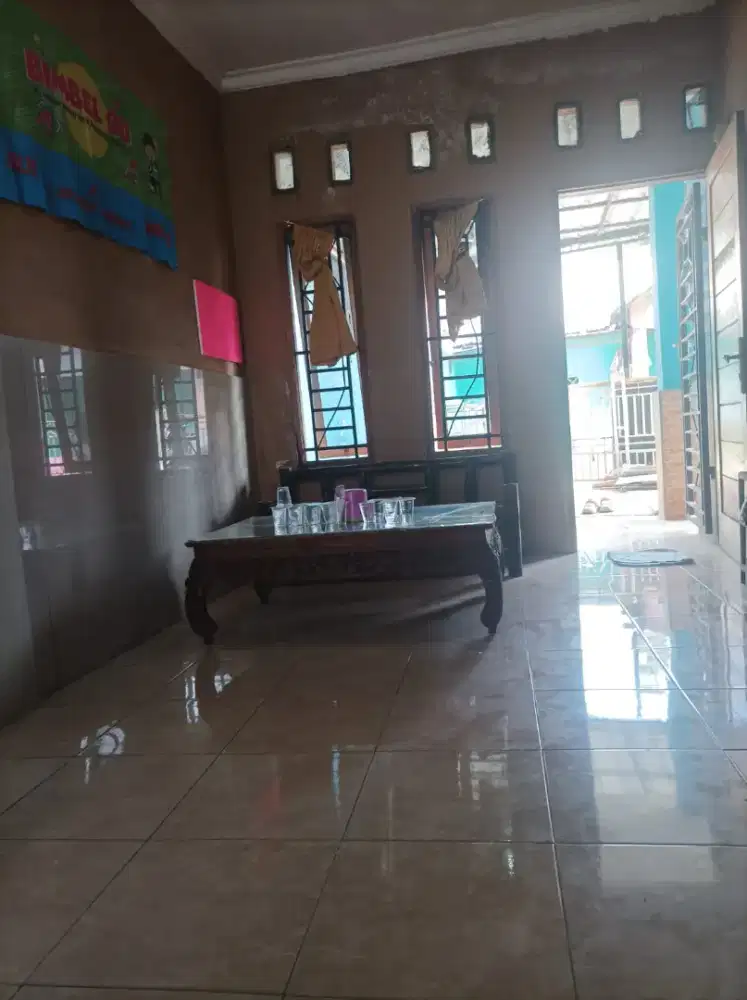 Kost Q Depok pondok terong