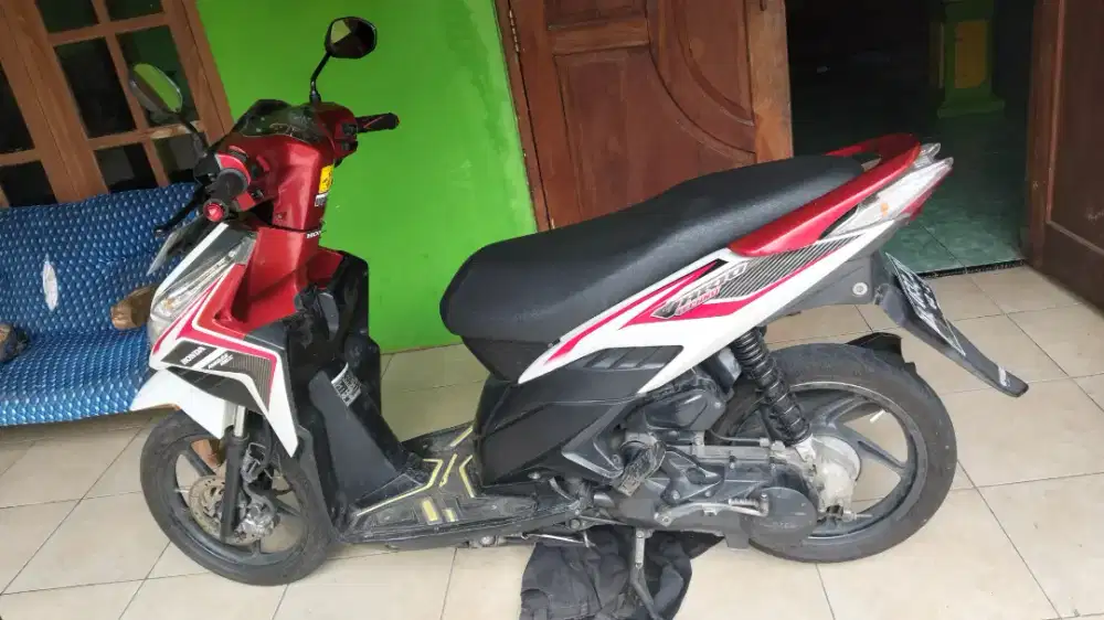 Vario techno karbu 2012