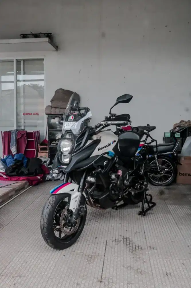 KAWASAKI VERSYS 650 2012