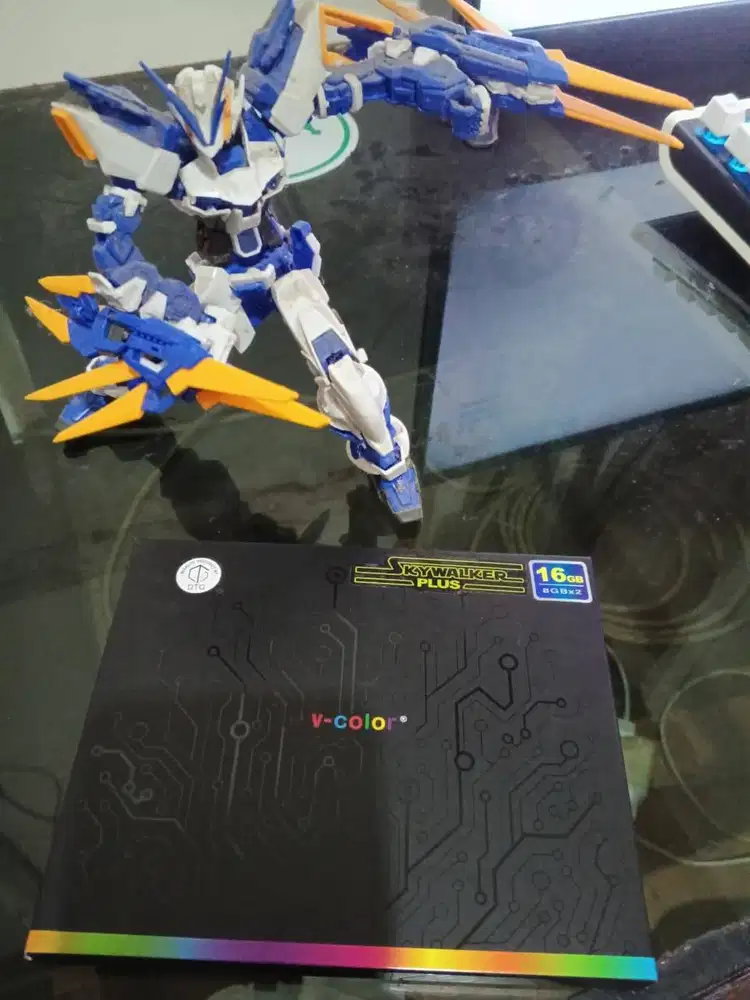 RAM V-Color DDR4 SKYWALKER PLUS 16GB (2X8GB) 3200MHZ CL18 BLACK