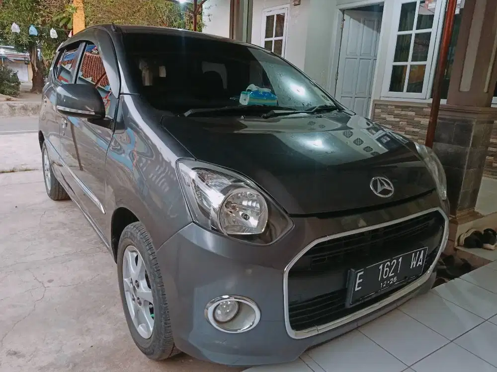Mobil pribadi Ayla 2013