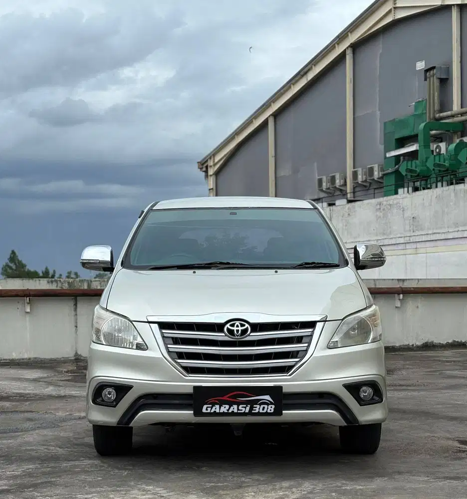 Toyota Kijang Innova 2.0 G AT Barong