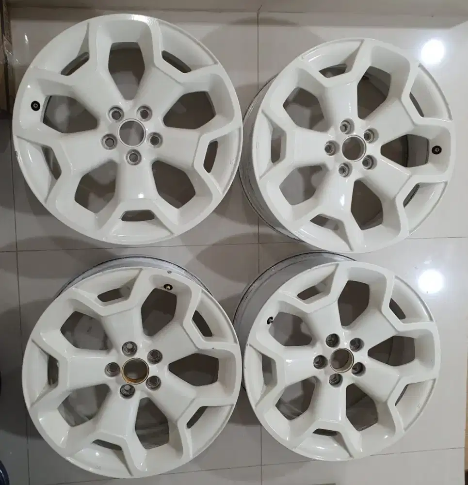 Di jual velg bekas subaru