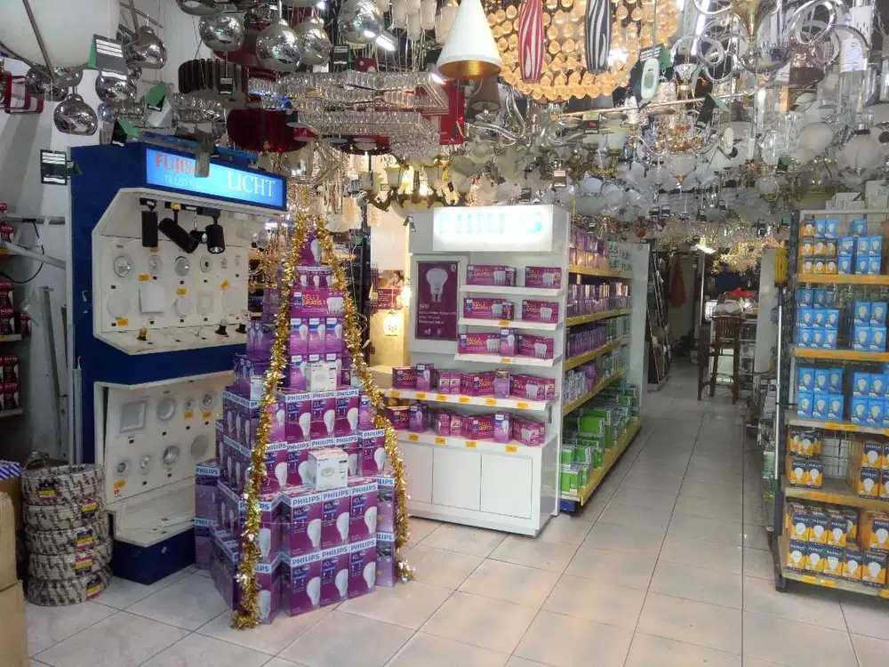 Lowongan Kasir Toko Lampu