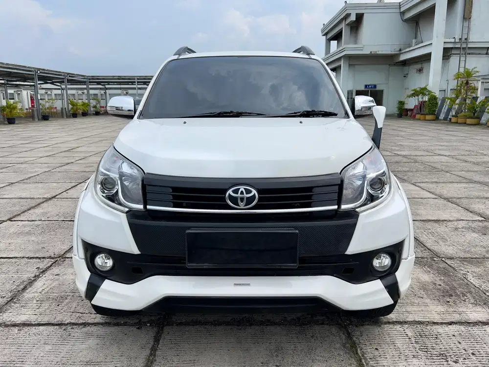 [DP 25JT] TOYOTA RUSH TRD ULTIMO AT 2016 PUTIH ISTIMEWA TT 2017 MATIC