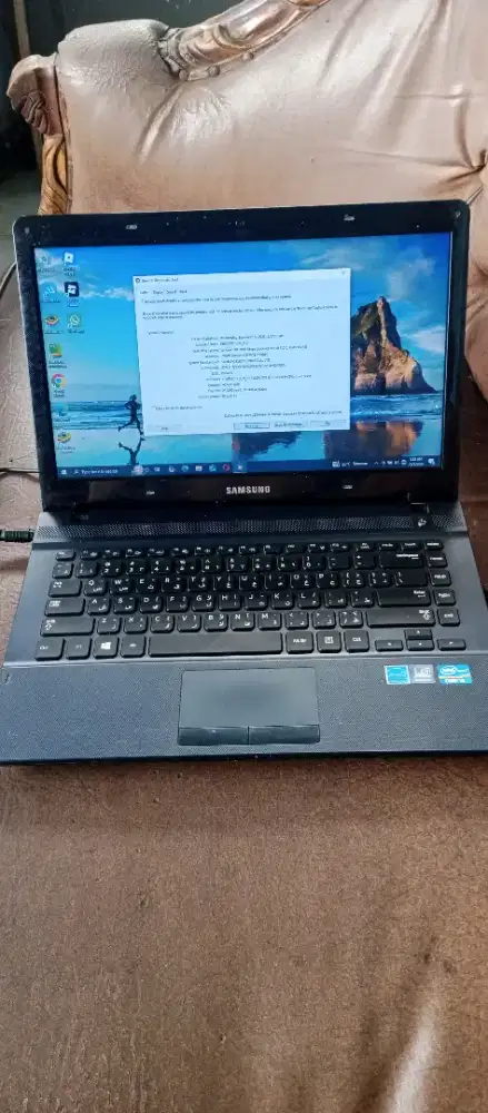 Laptop Samsung Core i3