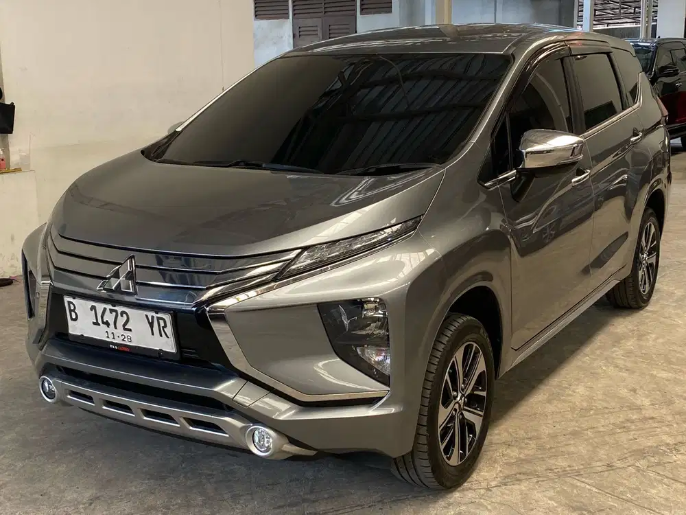 Mitsubishi Xpander Ultimate AT 2018 Abu-abu PREMIUM B1472YR