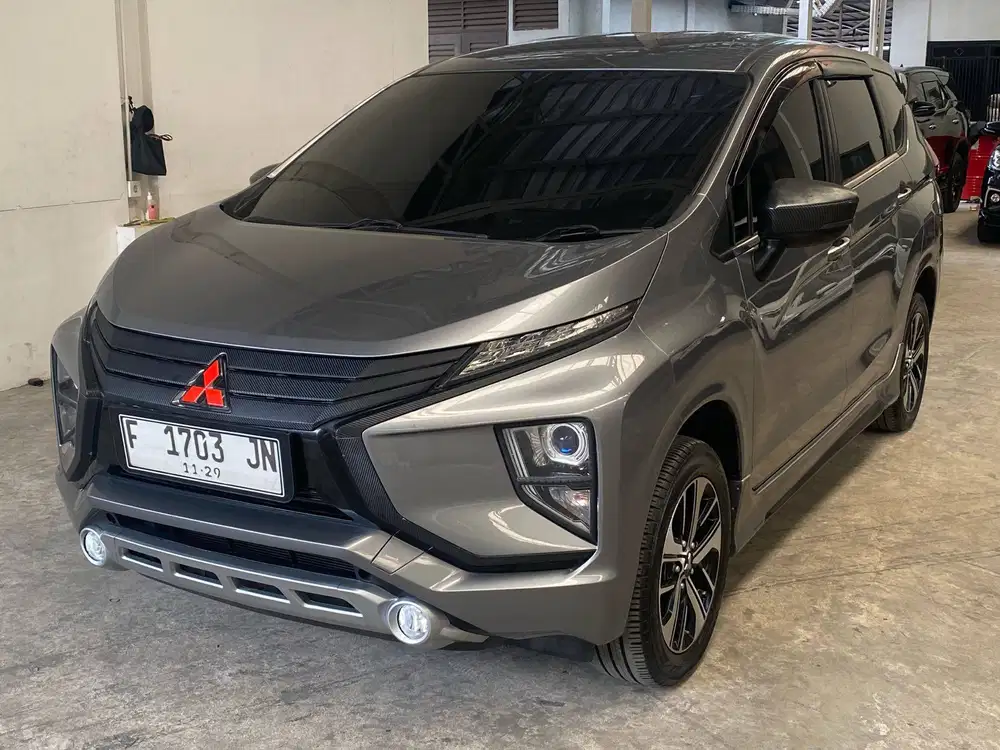 Mitsubishi Xpander Sport AT 2019 Abu-abu PREMIUM F1703JN