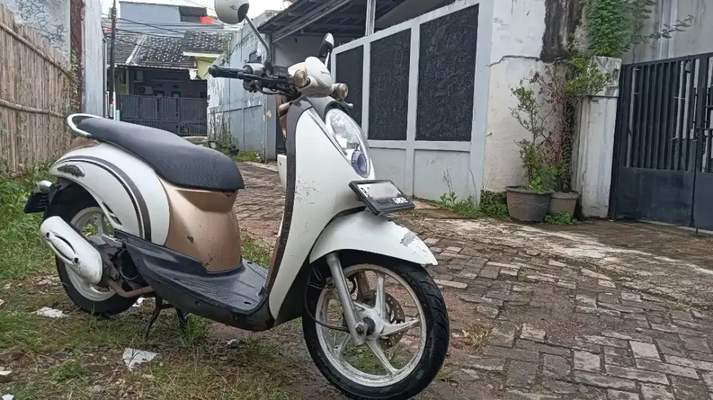 Scoopy 2012 B Jakarta Barat